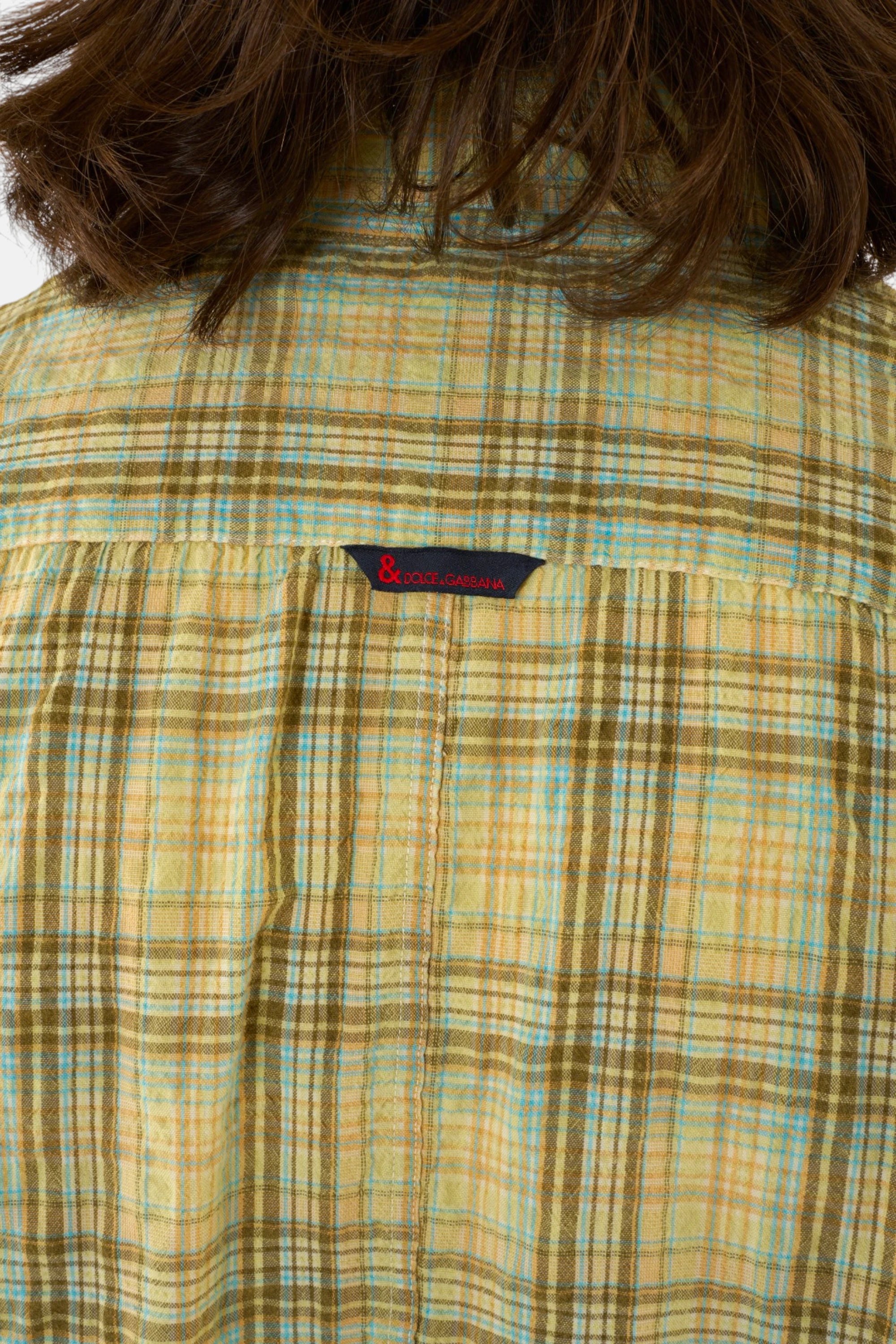 Dolce Gabbana camicia verde, dettaglio firma