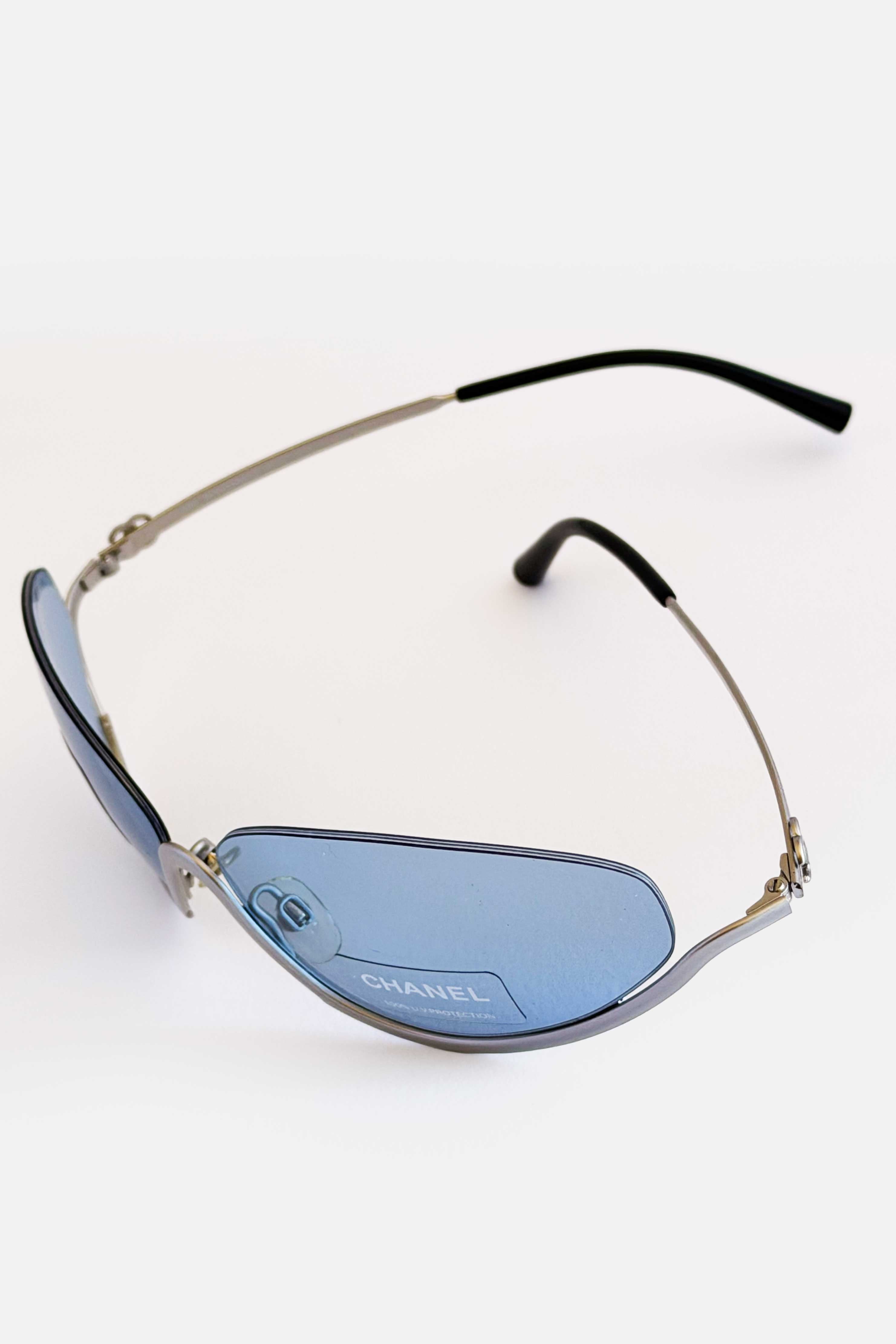 Chanel Occhiali Light Blue Grey dettaglio