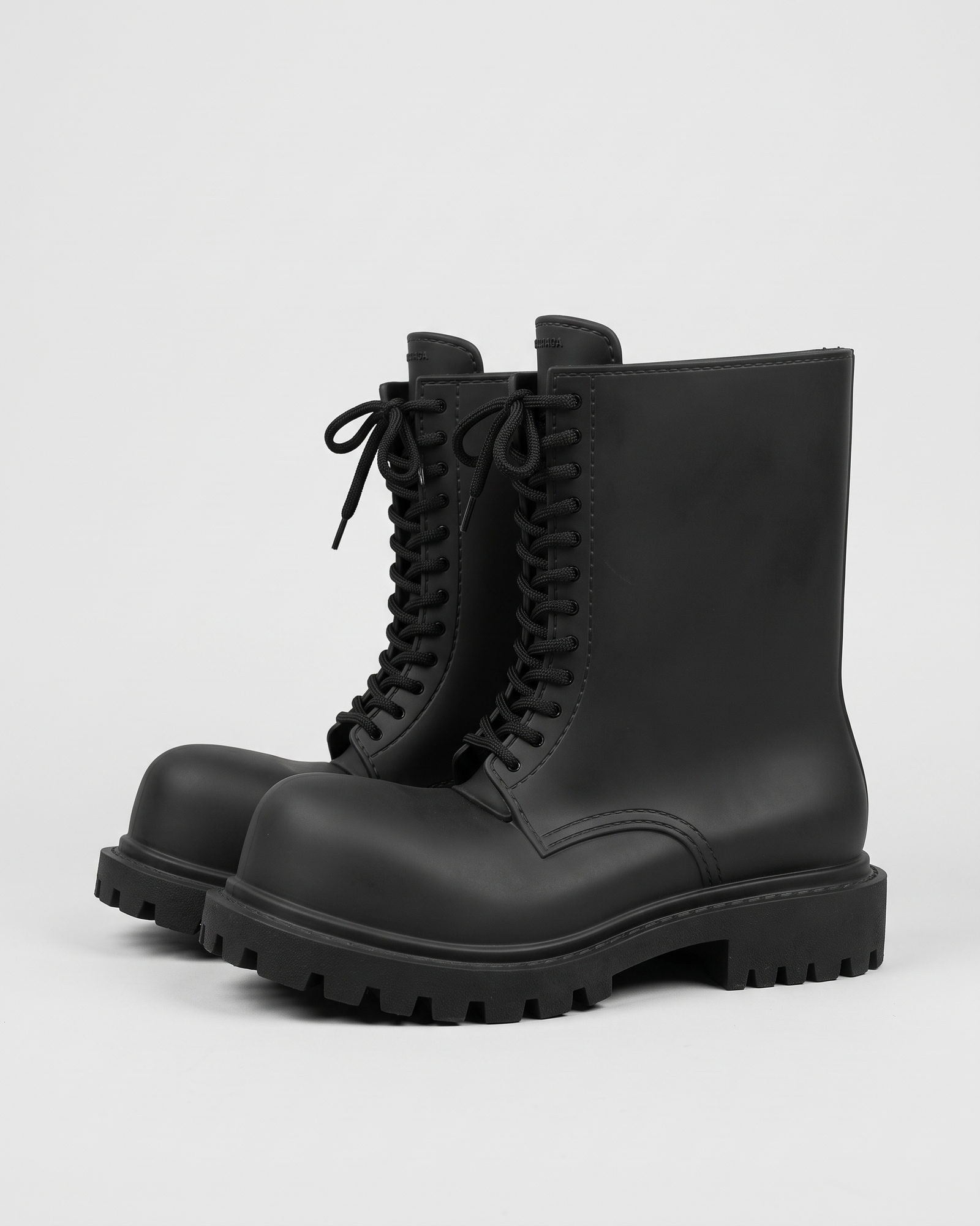 Balenciaga stivali neri, profilo